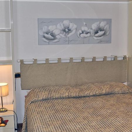 Borgo Degli Angeli Arcola Bed & Breakfast Exterior photo